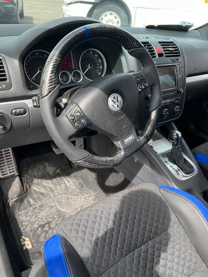 Volante de Golf R32 en carbono y piel con detalle azul